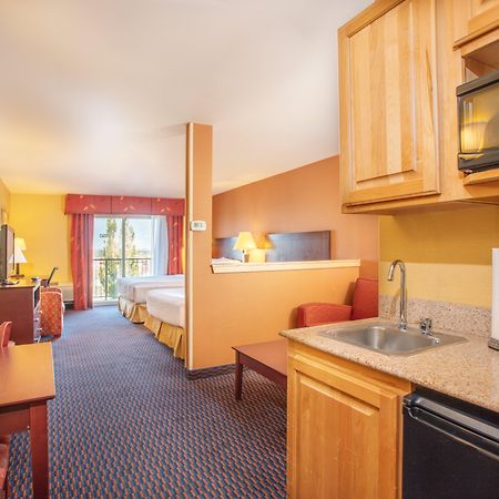 Holiday Inn Express Hotel & Suites Richland Esterno foto